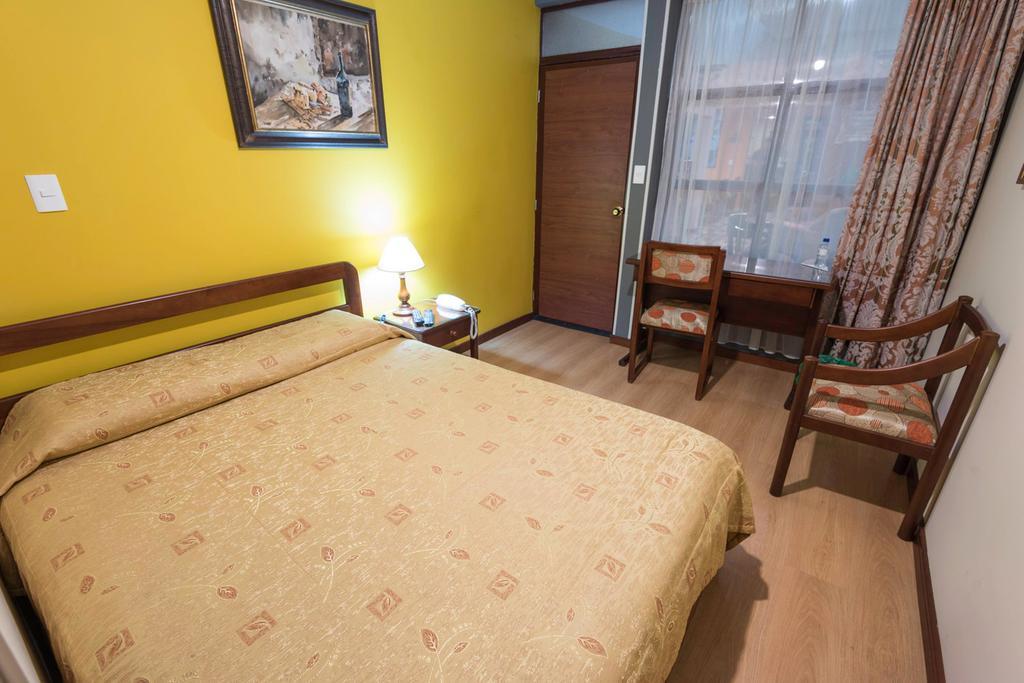Hotel Francés La Maison Pasto Extérieur photo
