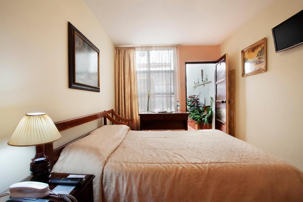 Hotel Francés La Maison Pasto Extérieur photo